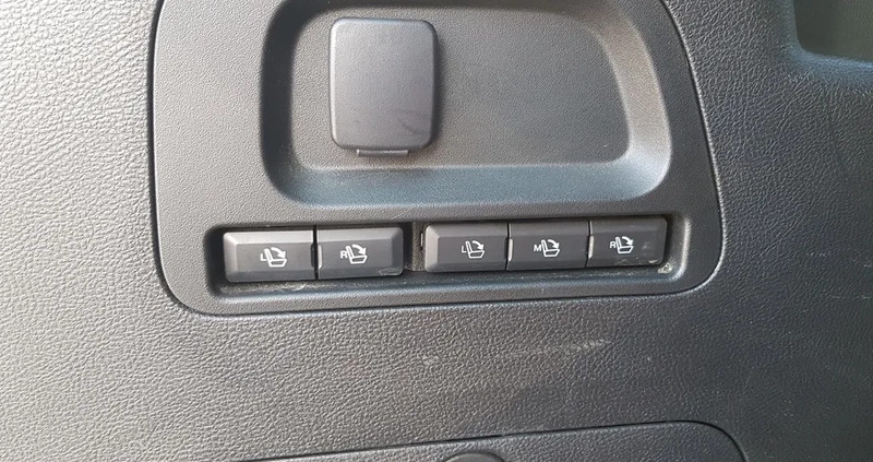 Ford S-Max cena 81399 przebieg: 196716, rok produkcji 2019 z Wieruszów małe 742